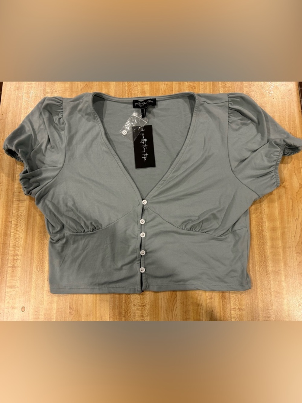 NWT Sage Button-Front Cropped V-Neck Women's Top